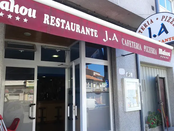 J.A. Pizzeria Restaurante - Melide