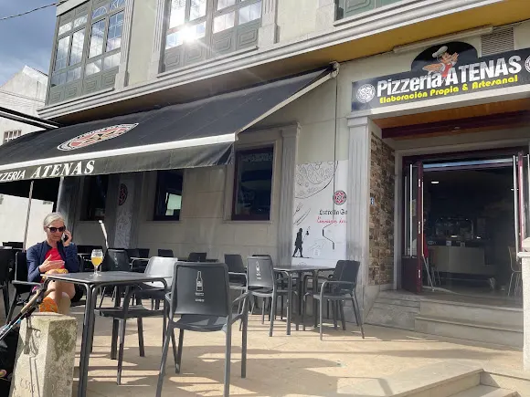 Pizzería Atenas - Melide