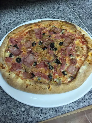 PIZZERÍA FRANCIS