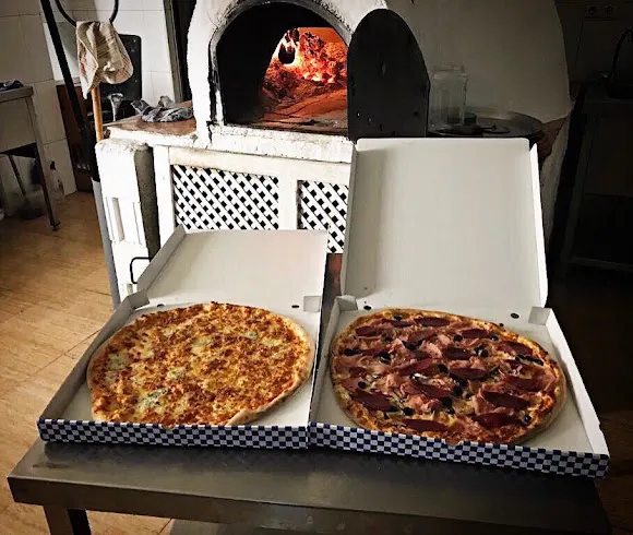 Pizzería Arturo - Almería