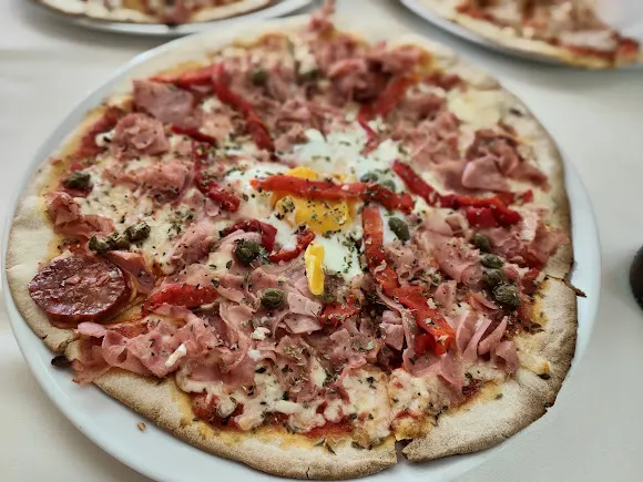 La Artesa Pizzería-Restaurante