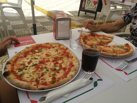 Oh La Pizza
