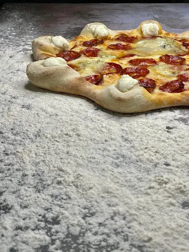 HR Take Away Pizzeria Taradell - Taradell