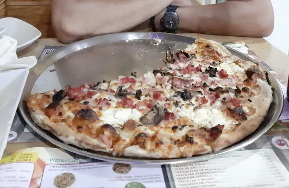 Dallas Pizza Cervello