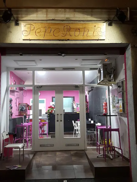 Pizzeria Peperoni - Santa Coloma de Gramenet