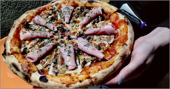 Pizza con Madre - Villasbuenas de Gata