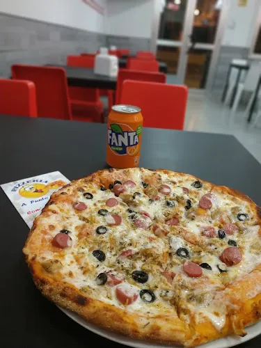 Pizzería A Punto y Coma