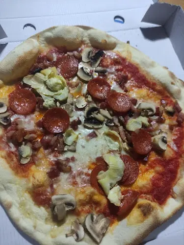 . pizzería mare nostrum - Comillas