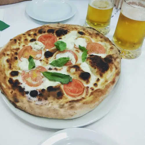 PIZZERIA VESUVIO / EX CAPRI