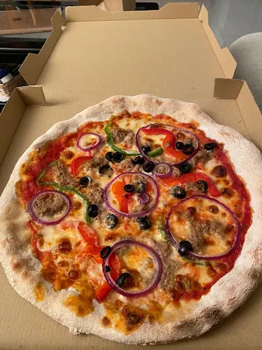 Luna Piena Pizzería - Pizza para llevar en Girona