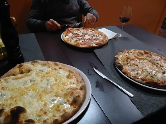 Pizzeria Luna Rossa
