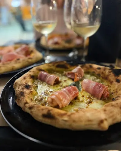 La Tasqueta - Pizzes   Vins   Territori - Banyoles