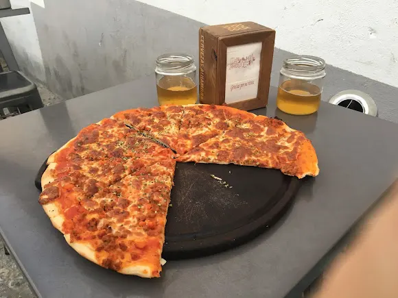 Pizzería La Esquinita Argentina