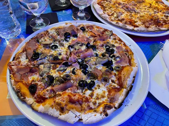 Pizzeria Italiana IL SUBACQUEO *Campeon De Europa de PiZZa*