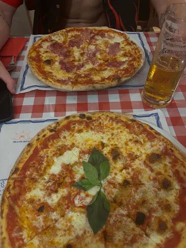 Pizzeria galeon by MARCO