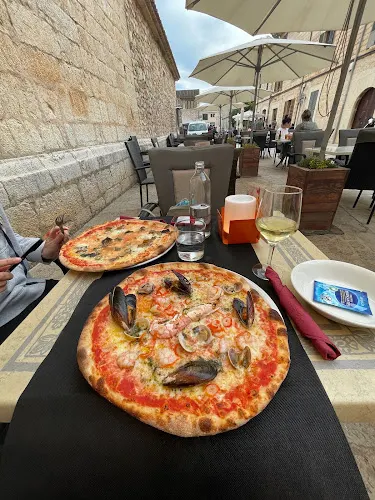 Restaurante Pizzería Volvér