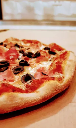 Pizzería Grazie Mille