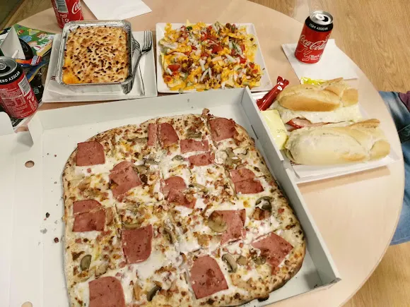 Pizzería Gloria Bendita - Linares