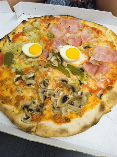 Pizzería L´Isola Che Non C´e (Astorga) - Astorga