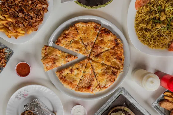 Aljannat Pizzeria - Restaurante de comida rápida en Balaguer