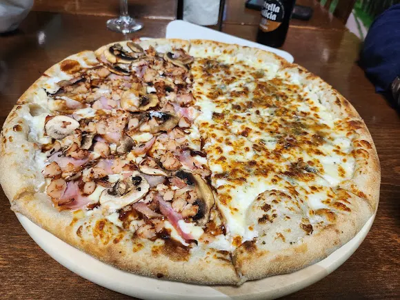 PIZZERIA MEDITERRANEA
