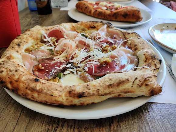 La Pecora Nera - Pizzería