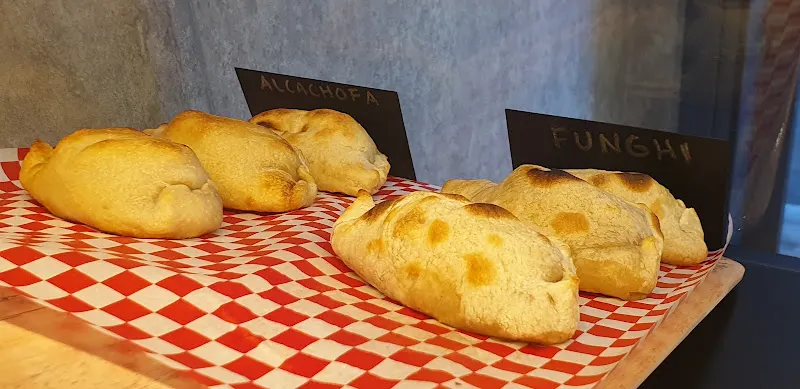 Andare Calzone