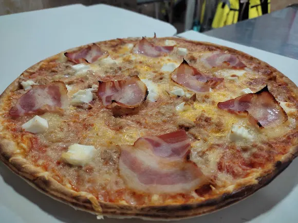 PIZZA PRESTO