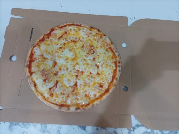 Casa de kebab y pizzas - Montellano