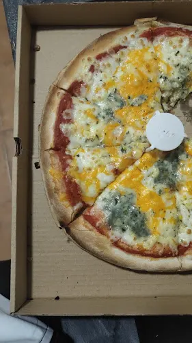 Pizza Street - Salteras