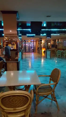 New Oasi | Restaurant - Pizzaria - Cocktail Bar