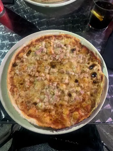 Pizzería Yguazul
